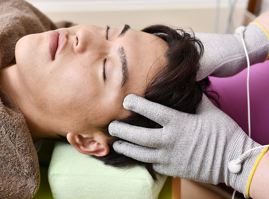 小顔ＥＭＳリフトアップ